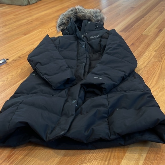 Marmot Jackets & Blazers - BNWT MARMOT 700 FILL VIAT